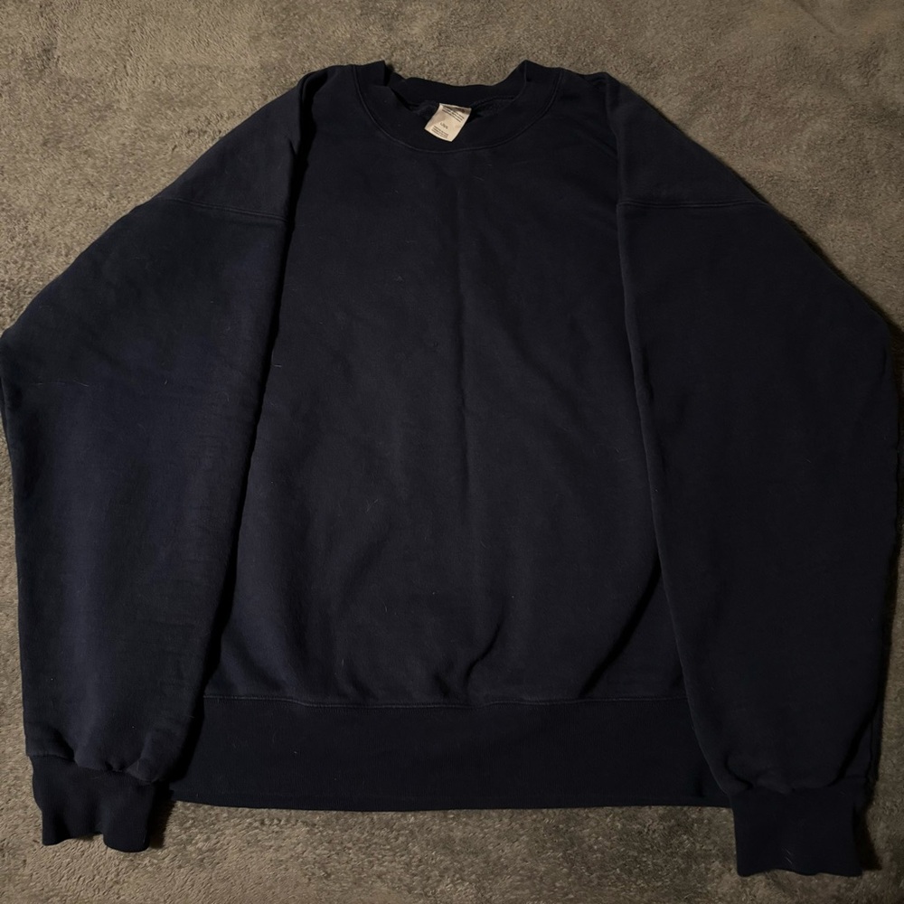 navy blue hanes oversized crewneck sweatshirt